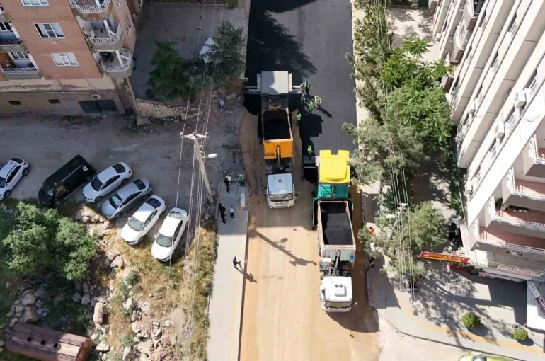 Mardin’de yarım asırdır kullanılan içme suyu şebekesi kayyumla yenilendi