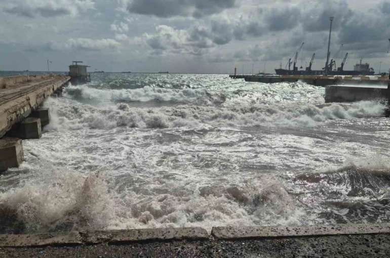 Marmara Denizi’nde şiddetli fırtına