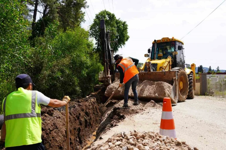 Marmaris Adaköy kanalizasyona kavuşuyor