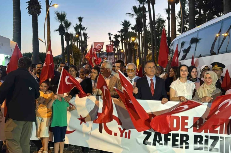Marmaris’te 15 Temmuz şehitleri dualarla anıldı