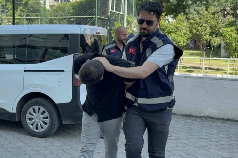 Masaj salonuna fuhuş operasyonda 2 kişi tutuklandı