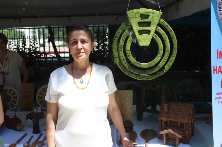Maya takvimini andıran ahşap eser ilgi odağı oldu