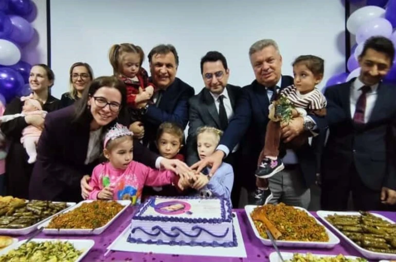 MCBÜ Hafsa Sultan Hastanesi’nde Dünya Prematüre Günü kutlandı