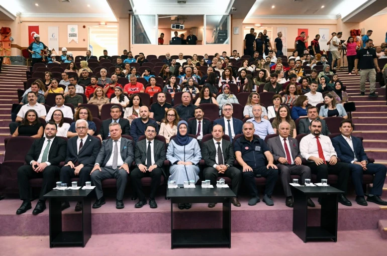 MCBÜ’de UMKE ile hayata uzanan el