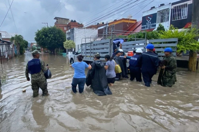 Meksika’da sel felaketi: 27 ölü