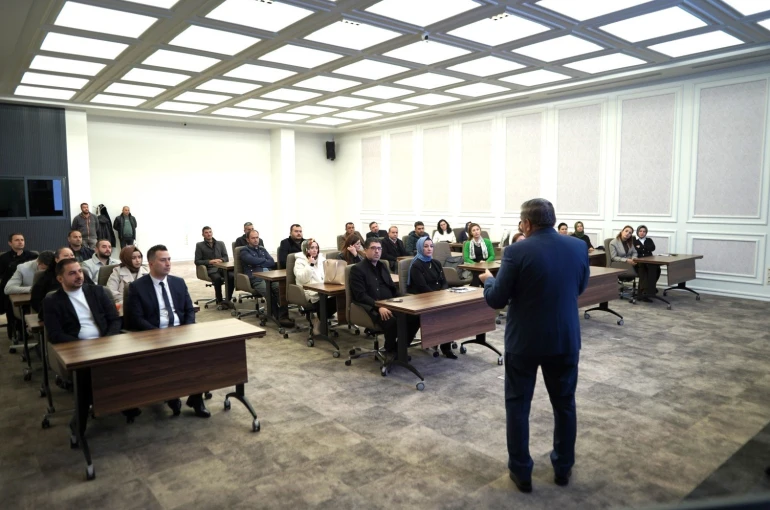 Melikgazi Belediyesi’nden ’Kuralları ve Adab-ı Muaşeret’ eğitimi
