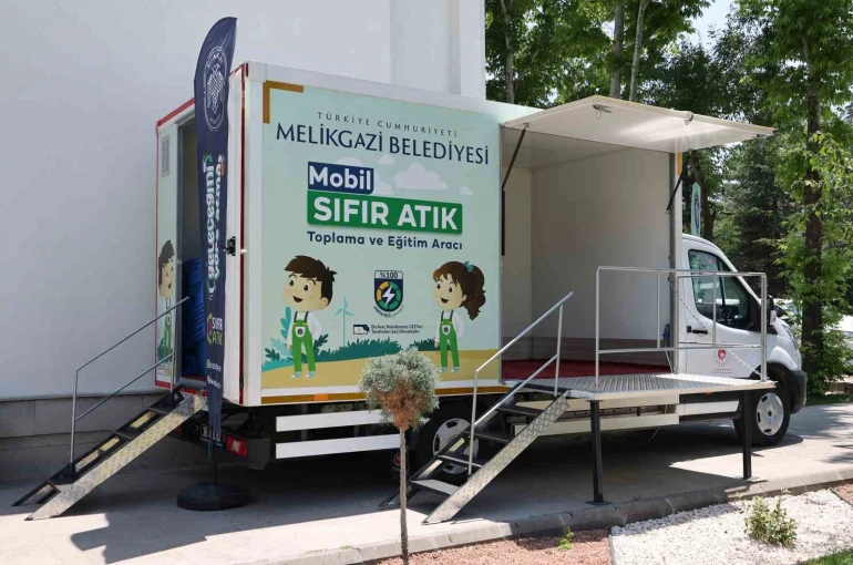 Melikgazi Belediyesi’nin sıfır atık başarısına teşekkür plaketi