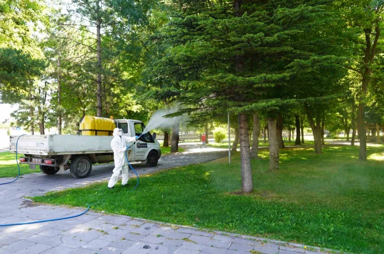 Melikgazi’de 58 mahallede ilaçlama çalışmaları devam ediyor