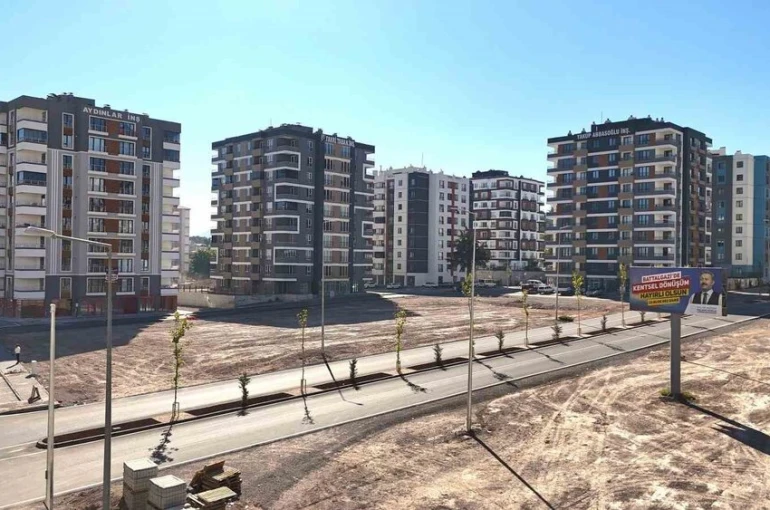Melikgazi’de dönüşüm devam ediyor, modern daireler sahiplerini buluyor