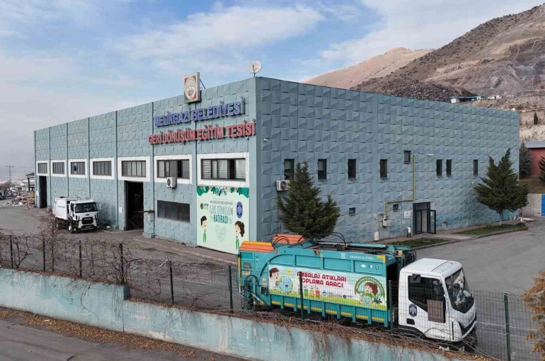 Melikgazi’de yıllık 9 bin ton atık geri dönüşümle ekonomiye kazandırılıyor