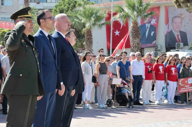 Menemen’in kurtuluşunun 103. yıl dönümünü törenle kutlandı