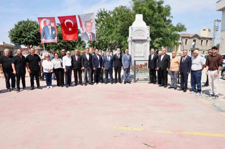 Menemenliler Şehit Kemal Bey’i unutmadı