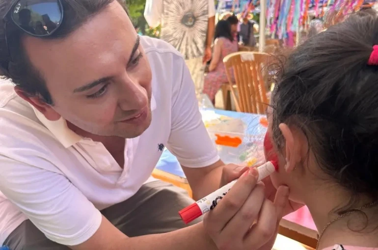 Menteşe’de gönüllü gençler miniklerin mutluluğuna ortak oldu