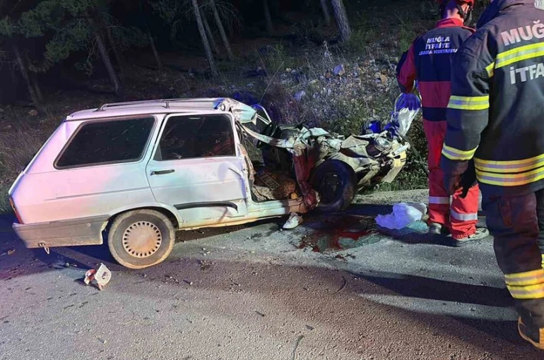 Menteşe’de kaza: 1’i ağır 2 yaralı