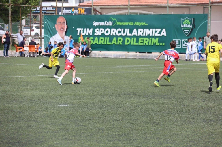 Meram’ın geleneksel futbol heyecanı başladı