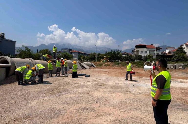 Merkezefendi Enkazda Arama Kurtarma Eğitim Alanında afetlere hazırlık sürüyor