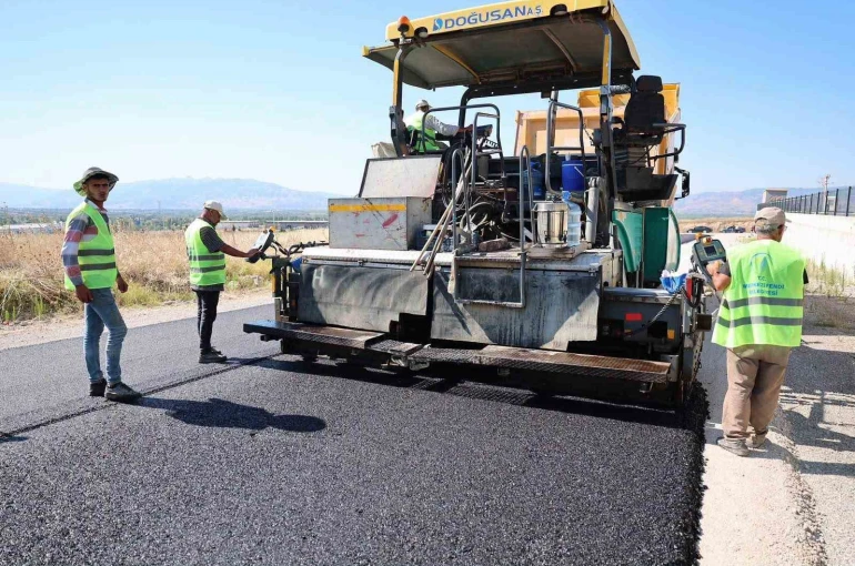 Merkezefendi’de 68 milyon TL’lik yol ve kavşak yatırımı başladı