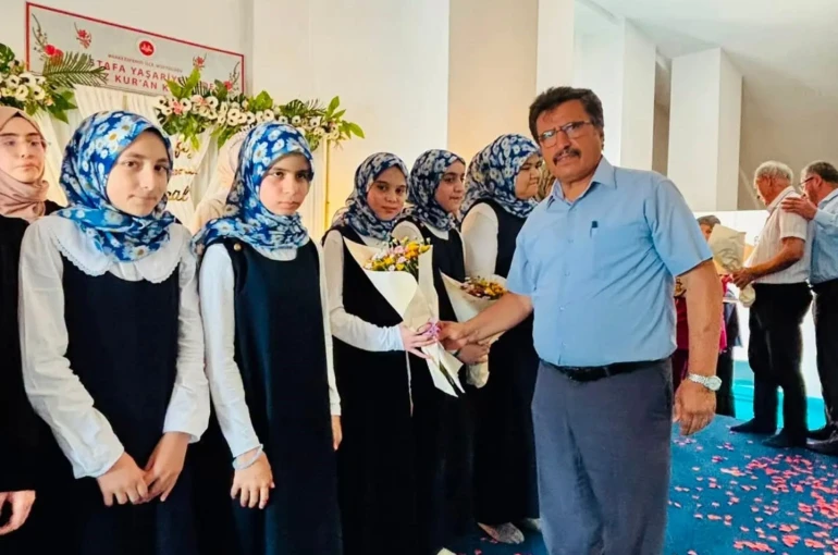 Merkezefendi’de hafızlık gururu 7. sınıfa başlamadan hıfzını tamamladı