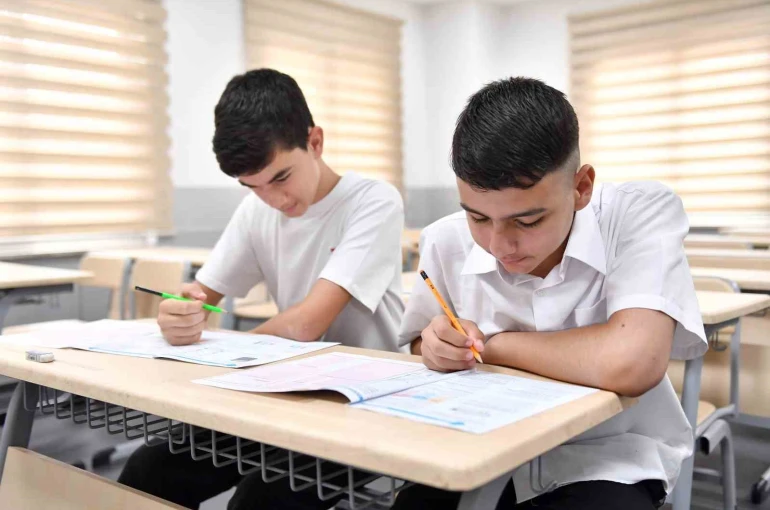 Mersin Büyükşehir Belediyesi kurs merkezlerinden LGS’de başarı