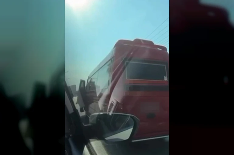 Mersin’de çevreyolunda yolcu indiren minibüs sürücüsüne ceza