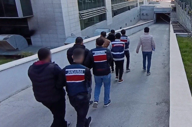 Mersin’de DEAŞ operasyonu: 3 tutuklama