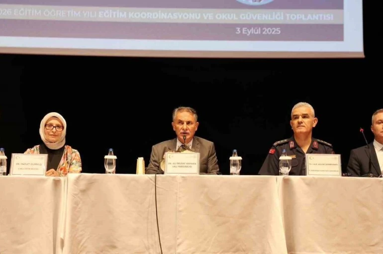 Mersin’de Eğitim Koordinasyonu ve Okul Güvenliği Toplantısı yapıldı