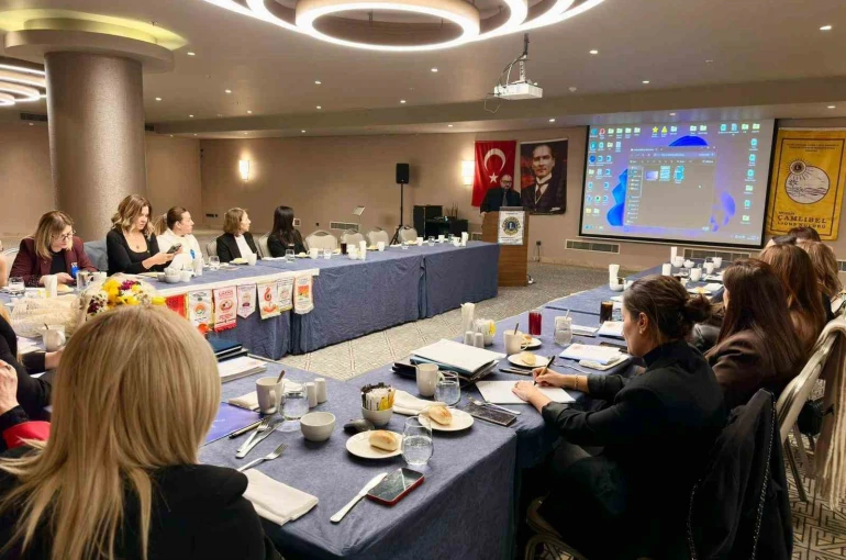 Mersin’de sürdürülebilir istihdam için Kariyer Merkezi-STK buluşması