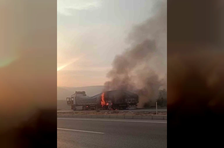 Mersin’de tırda çıkan yangın korkuttu