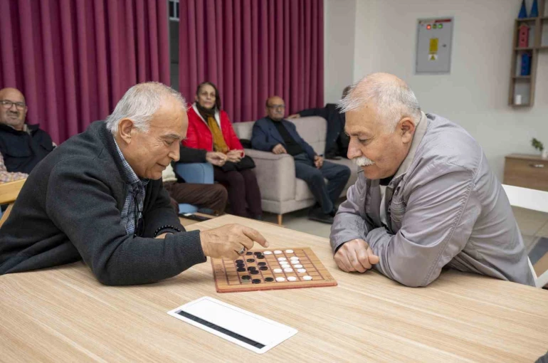 Mersin’deki emekli evleri, emeklilerin ikinci adresi oldu