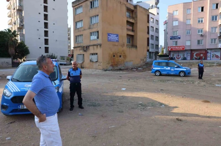 Mersin’deki ’Kuş Pazarı’ kaldırıldı