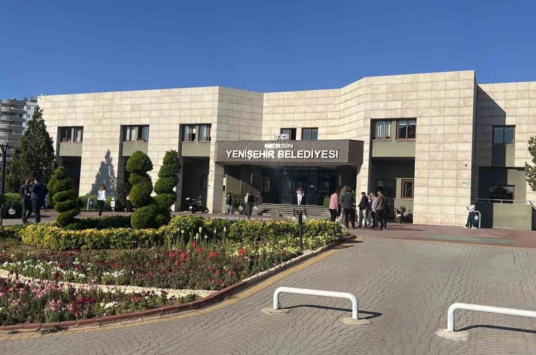 Mersin’in Yenişehir Belediyesi’ne yolsuzluk operasyonu: 30 gözaltı kararı 