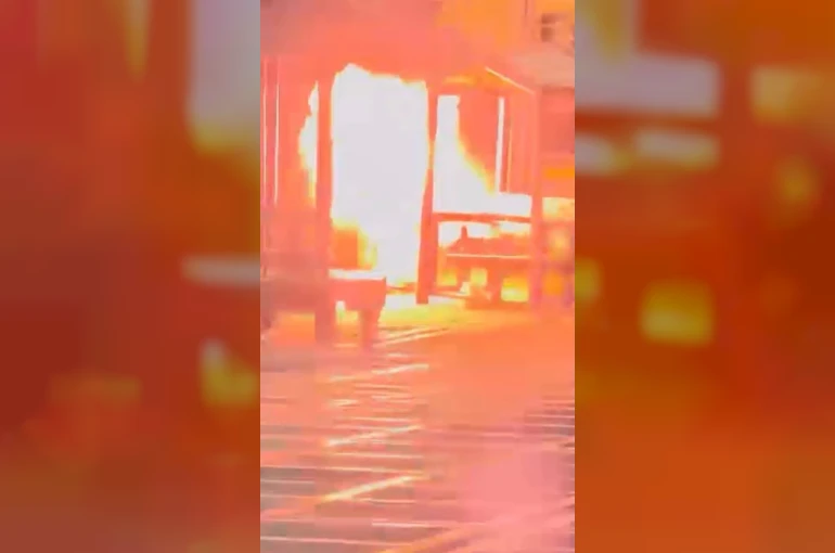 Meydanda şüpheli valiz alarmı