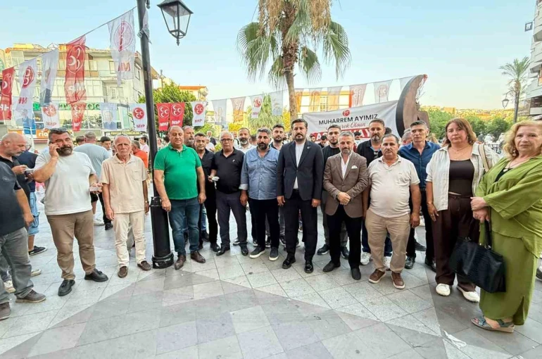 MHP Kuşadası’ndan Muharrem ayında aşure hayrı