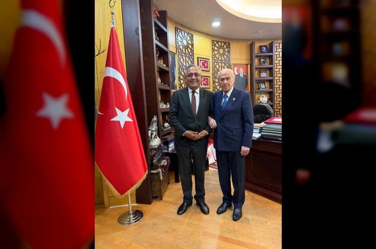 MHP Lideri Bahçeli, Diyarbakır Milletvekili Tanrıkulu ile bir araya geldi