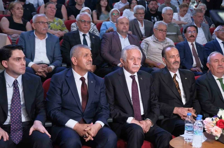 MHP’li Şahin: "Ya silahlar gömülecek ya da silahlarıyla gömülecekler"