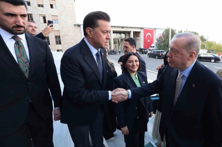 Milletvekili Hatipoğlu, 8. Dönem 4. Yasama Yılı’nın ilk genel kurul toplantısına katıldı