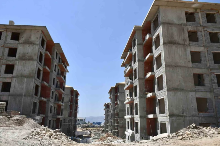 Milletvekili Tatar’dan Şırnak’taki konut projesine saha incelemesi