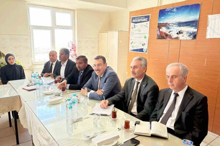 Milletvekili Tüfenkci Arguvan’da temaslarda bulundu