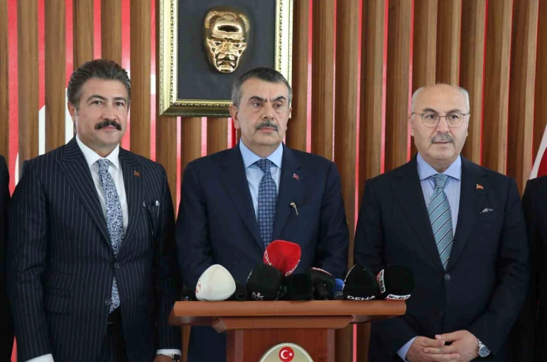 Milli Eğitim Bakanı Tekin: "YKS’ye giren bütün gençlerimize başarılar diliyorum"