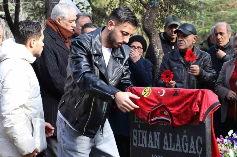 Milli kaleci Sinan Alağaç, vefatının 40’ncı yılında anıldı