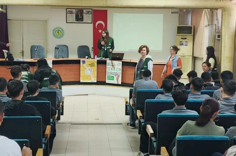 Mimar Sinan MTAL’de bağımlılıkla mücadele etkinliği düzenlendi