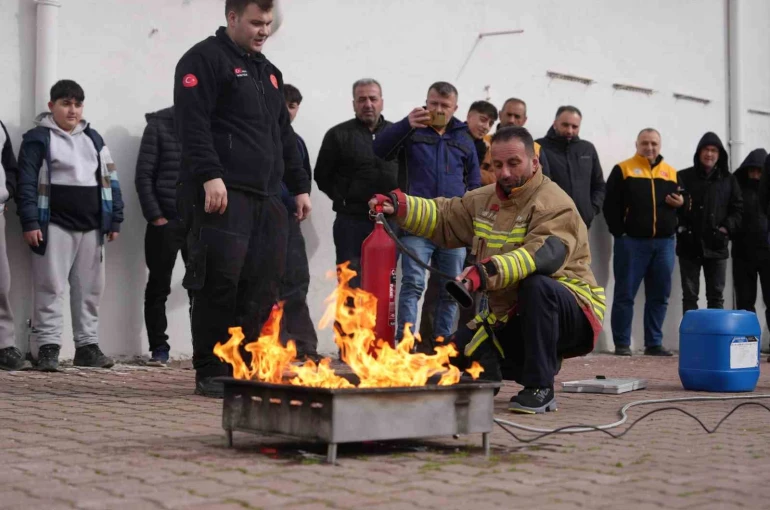 Minikler acil durum ve müdahale yöntemlerini öğrendi