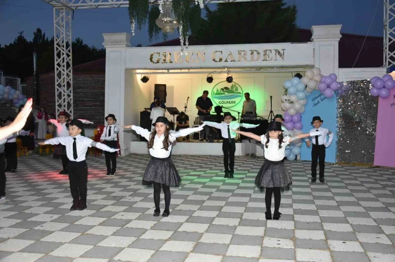 Miniklerden muhteşem gösteri