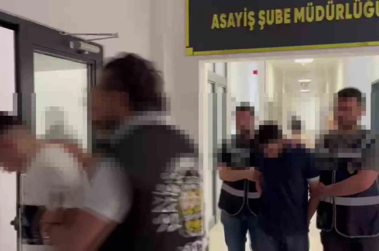 Misafirliğe gittiği evde başından vurulmuştu, 3 kişi tutuklandı