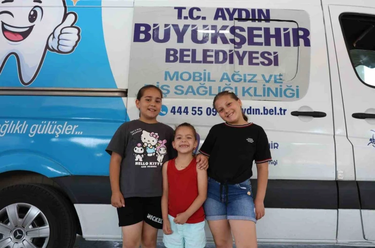 Mobil ağız ve diş sağlığı klinikleri 5 ilçede vatandaşlarla buluştu