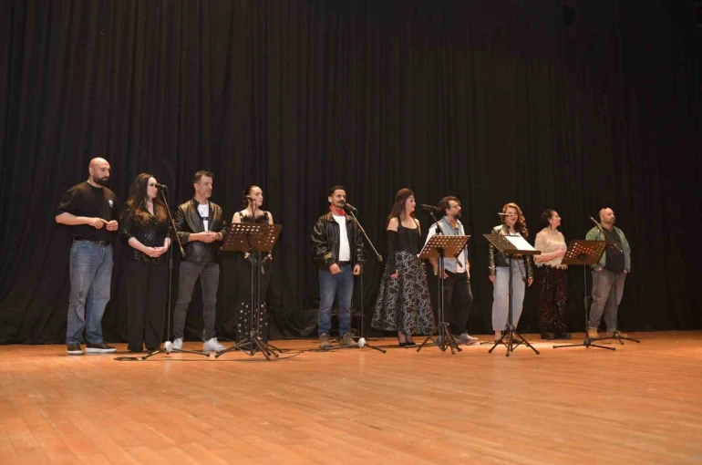 MSKÜ’de 90’lar rüzgârı esti