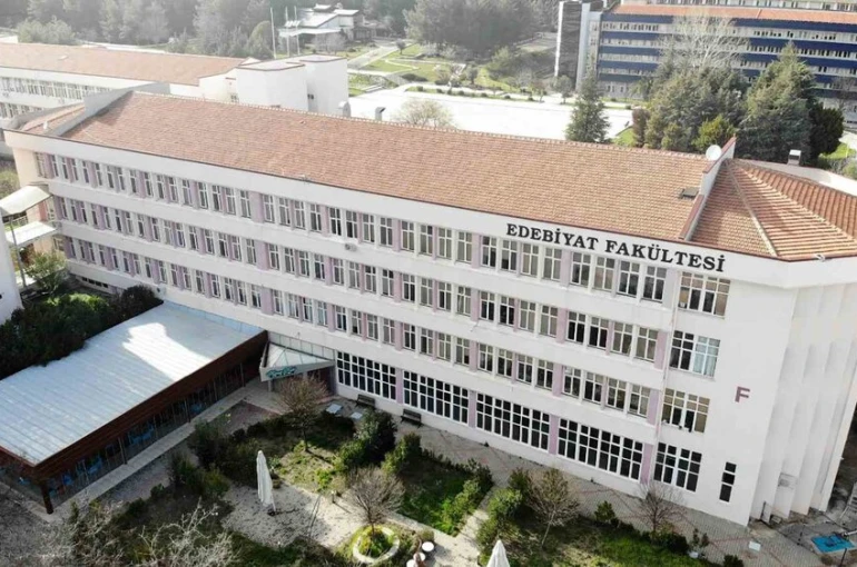 MSKÜ’de TYÇ logolu programlar artıyor