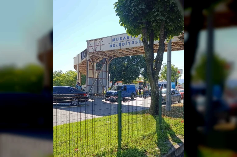 Mudanya’da otomobille motosiklet çarpıştı: 1 yaralı