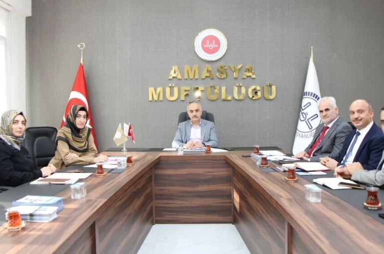 Müftü Bayram: "Gençlerimizi değerlerimizle buluşturmak öncelikli görevimiz"