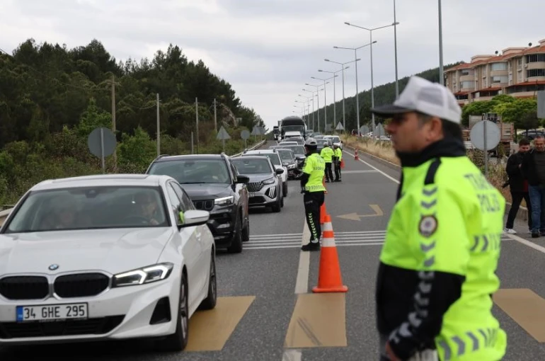 Muğla’da 9 günlük Bayram mesaisinde 37 bin araç kontrol edildi